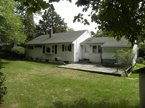 85 Azalea St, Paramus, NJ 07652 photo 3