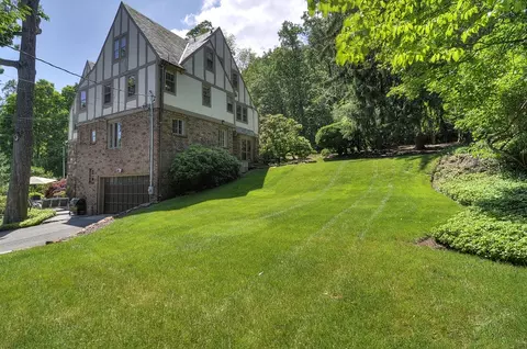 27 Undercliff Rd, Montclair, NJ 07042 photo 20