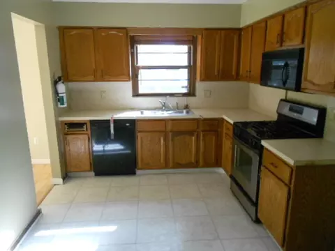 284 Terrill Rd, Plainfield, NJ 07062 photo 7
