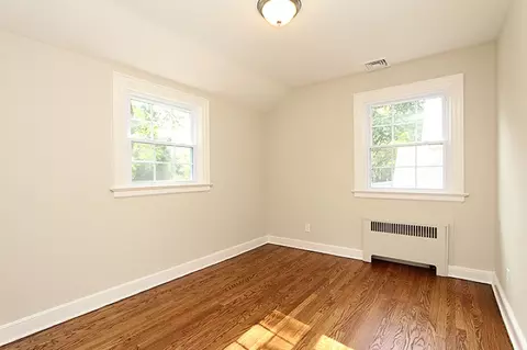 124 Greenwood Dr, Millburn, NJ 07041 photo 9