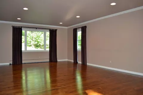 37 Millstream Rd, Upper Saddle River, NJ 07458 photo 3