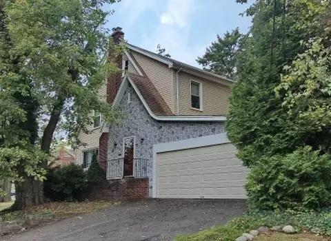 47 Myrtle Ave, Millburn, NJ 07041 photo 1