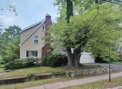 47 Myrtle Ave, Millburn, NJ 07041 photo 2