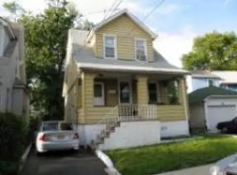 134 Ricardo Pl, Hackensack, NJ 07601 photo 1