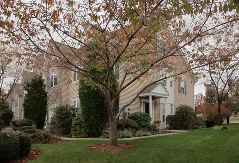 16 Battalion Dr, Basking Ridge, NJ 07920 photo 1