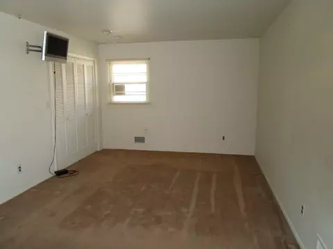 43 Sandra Ln, Wayne, NJ 07470 photo 10