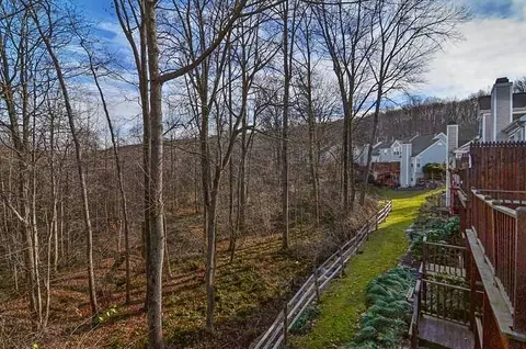 26 Rushmore Ln, Hackettstown, NJ 07840 photo 19