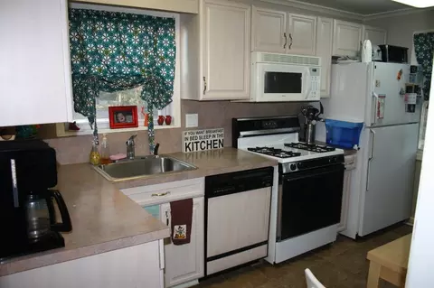 130 Stephenson Ave, Middlesex, NJ 08846 photo 10