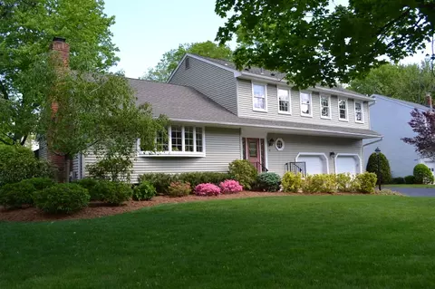 21 Twinbrook Ct, Ramsey, NJ 07446 photo 1