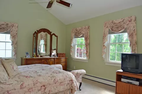 21 Twinbrook Ct, Ramsey, NJ 07446 photo 8
