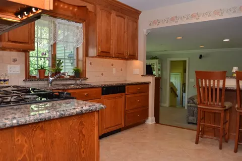 21 Twinbrook Ct, Ramsey, NJ 07446 photo 6