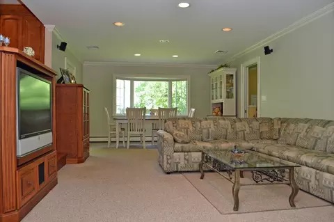 21 Twinbrook Ct, Ramsey, NJ 07446 photo 12