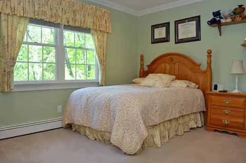 21 Twinbrook Ct, Ramsey, NJ 07446 photo 9