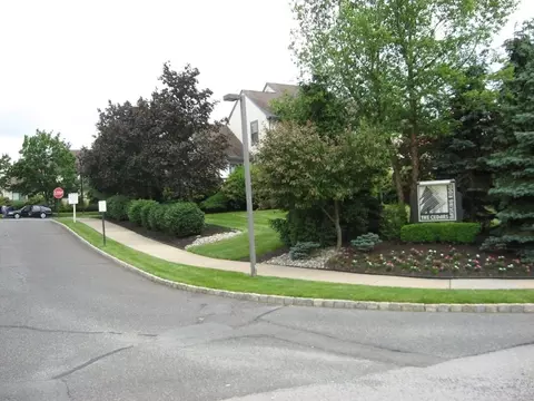 209 Locust Ln, Basking Ridge, NJ 07920 photo 18