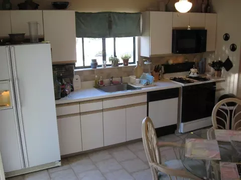 209 Locust Ln, Basking Ridge, NJ 07920 photo 7
