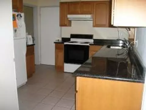 6 Willis Dr, Closter, NJ 07624 photo 2