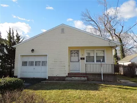 33 Harrison St, Clark, NJ 07066 photo 1