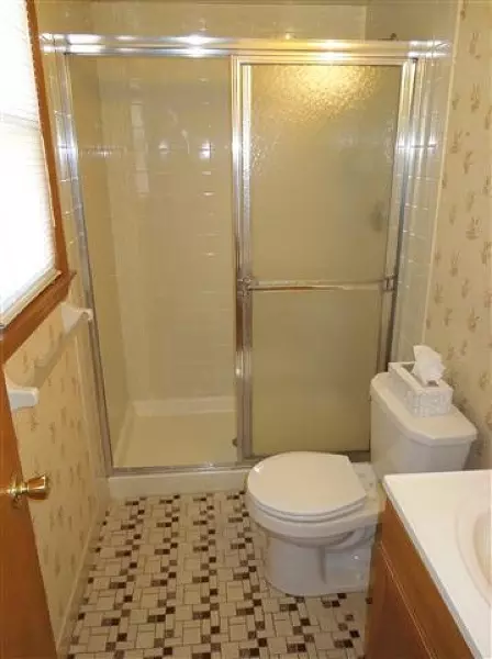 33 Harrison St, Clark, NJ 07066 photo 9