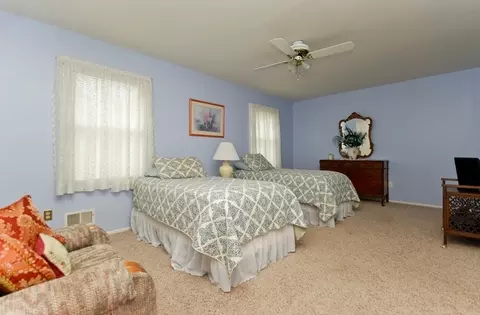 14 Hickory Ct, Middlesex, NJ 08846 photo 12