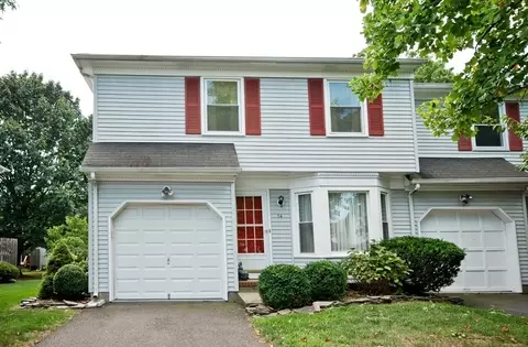 14 Hickory Ct, Middlesex, NJ 08846 photo 1