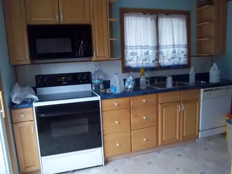 3 Stuber Ln, Hackettstown, NJ 07840 photo 2