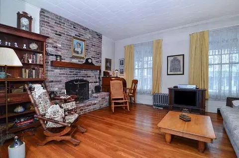 208 High St, Hackettstown, NJ 07840 photo 2