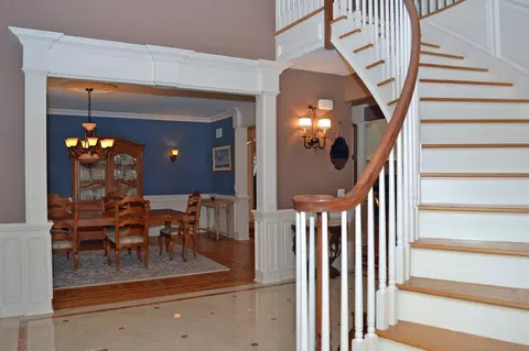 2 Primrose Ct, Upper Saddle River, NJ 07458 photo 3