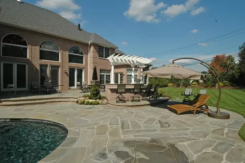 2 Primrose Ct, Upper Saddle River, NJ 07458 photo 21