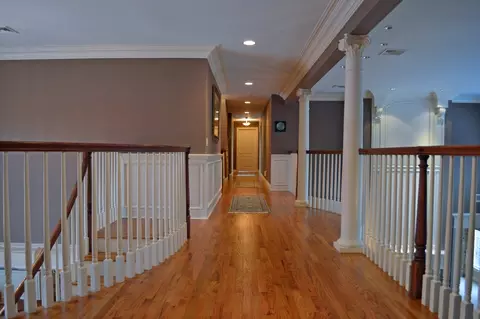 2 Primrose Ct, Upper Saddle River, NJ 07458 photo 15