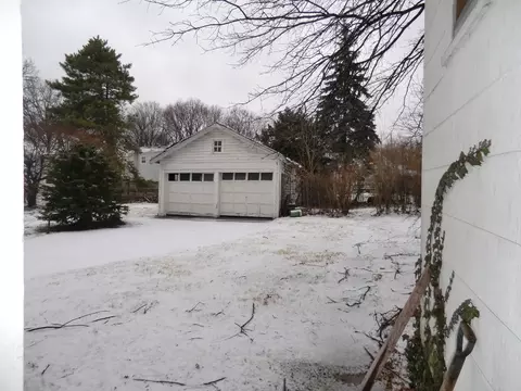 325-27 Sumner Ave, Plainfield, NJ 07062 photo 2