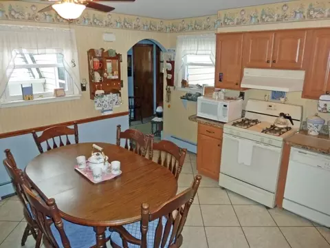 360 S Terhune Ave, Paramus, NJ 07652 photo 7