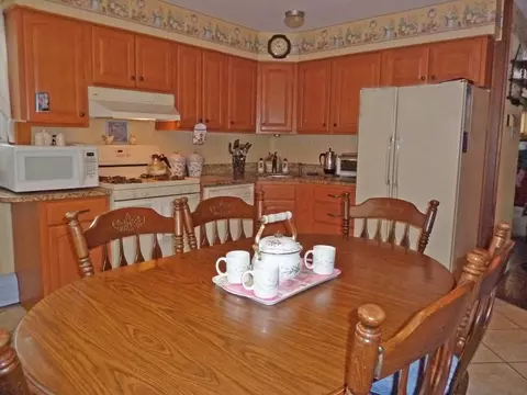 360 S Terhune Ave, Paramus, NJ 07652 photo 6