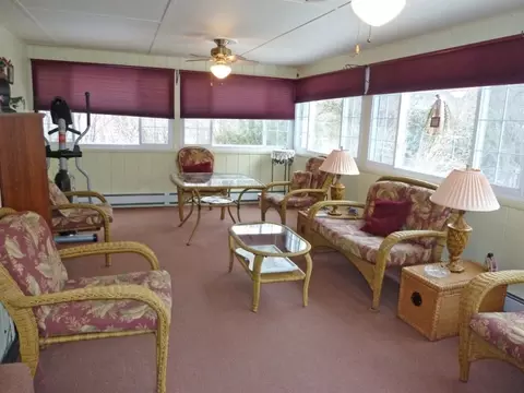 360 S Terhune Ave, Paramus, NJ 07652 photo 4