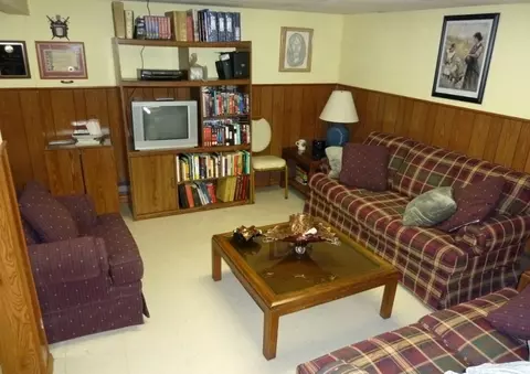 360 S Terhune Ave, Paramus, NJ 07652 photo 15