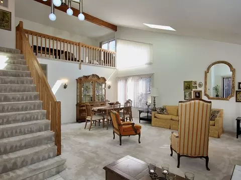95 Aspen Dr, Basking Ridge, NJ 07920 photo 2