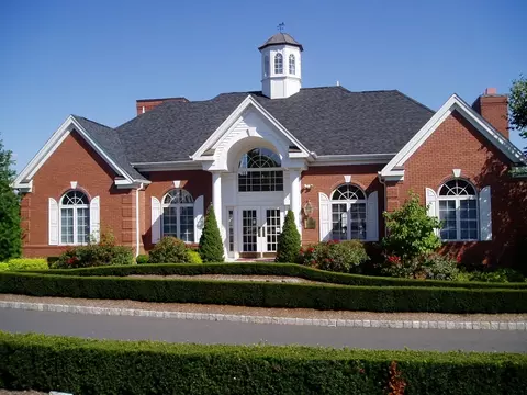 576 Coventry Dr, Nutley, NJ 07110 photo 17