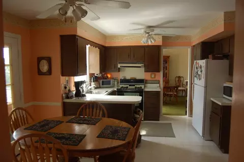 12 Mountainside Rd, Mendham, NJ 07945 photo 2