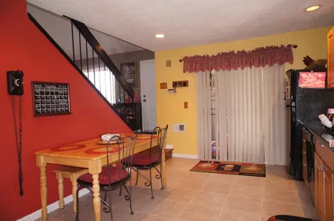 466 Westgate Dr, Edison, NJ 08820 photo 12