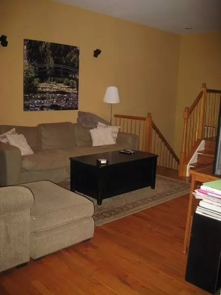 78 Springholm Dr, Berkeley Heights, NJ 07922 photo 3