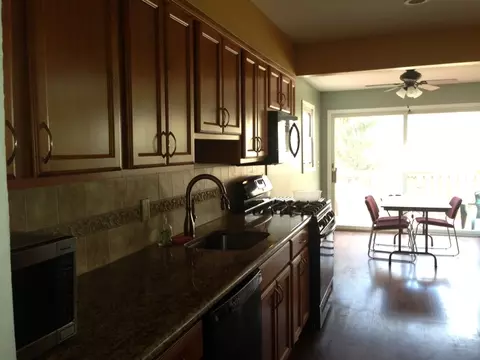 271 Idaho St, Paramus, NJ 07652 photo 5