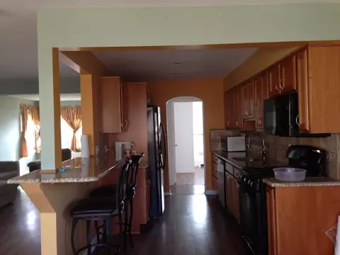 271 Idaho St, Paramus, NJ 07652 photo 2