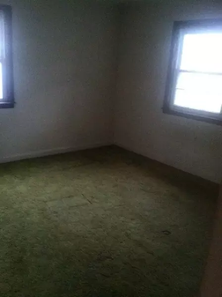 306 Walnut St, Middlesex, NJ 08846 photo 7