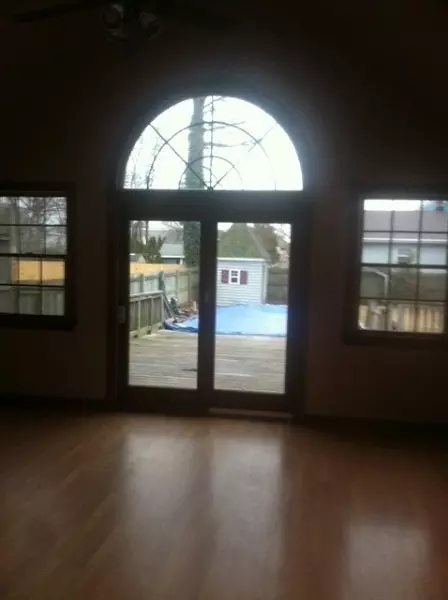 306 Walnut St, Middlesex, NJ 08846 photo 4