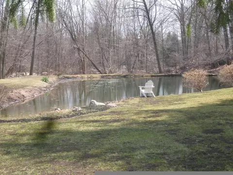 24 Hess Ct, Upper Saddle River, NJ 07458 photo 4