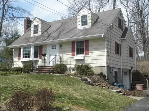 13 Archung Rd, Wayne, NJ 07470 photo 1