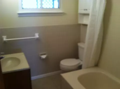 320 Clinton Ave, Middlesex, NJ 08846 photo 17
