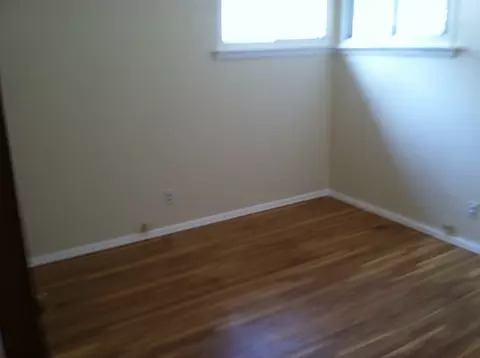 320 Clinton Ave, Middlesex, NJ 08846 photo 14