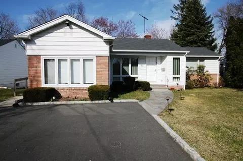 68 Warwick Cir, Springfield, NJ 07081 photo 24