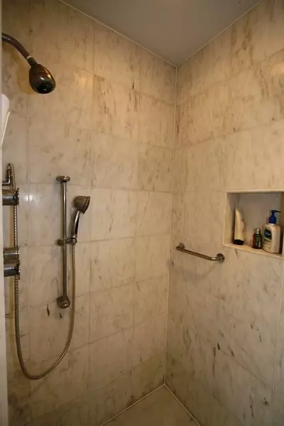 68 Warwick Cir, Springfield, NJ 07081 photo 9