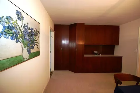 68 Warwick Cir, Springfield, NJ 07081 photo 3